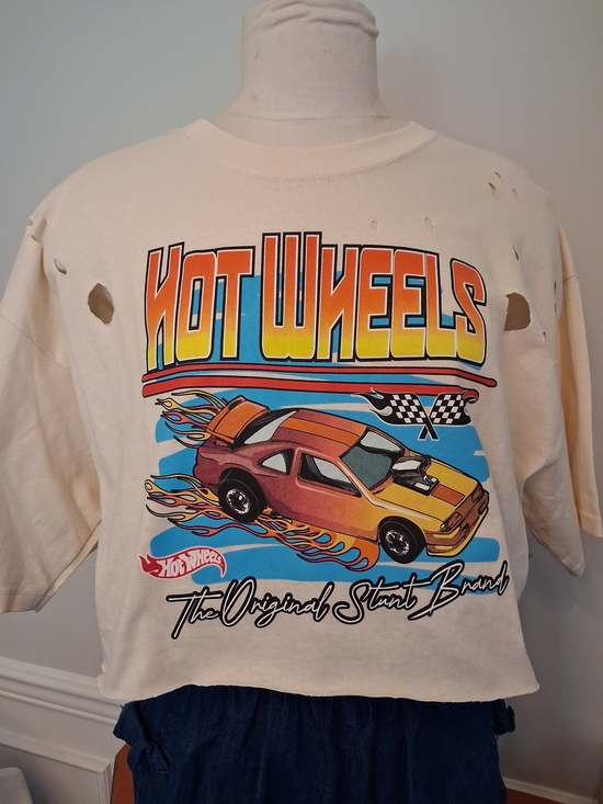 Tops - Women's Cream Graphic Tee - Orange & Yellow Racing Car